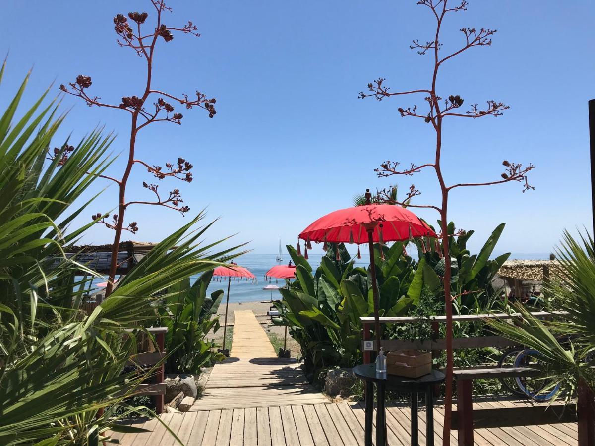 Marbella - Estepona Beach Frontline Apartment エクステリア 写真