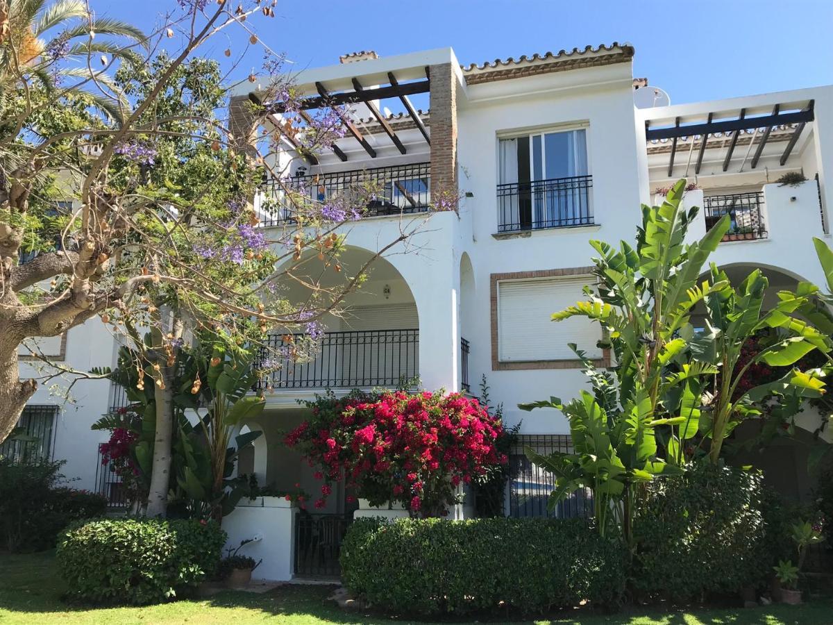 Marbella - Estepona Beach Frontline Apartment エクステリア 写真