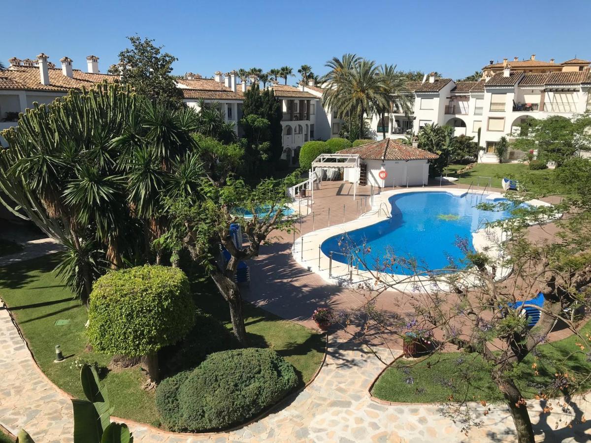 Marbella - Estepona Beach Frontline Apartment エクステリア 写真
