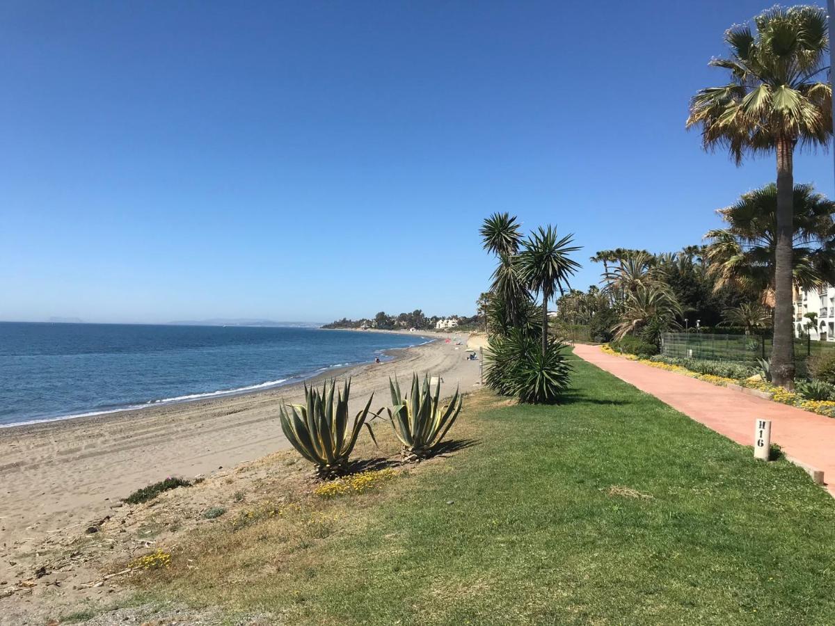 Marbella - Estepona Beach Frontline Apartment エクステリア 写真